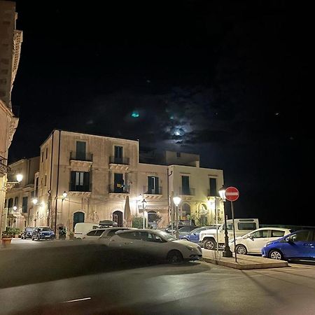 Home Isola Di Luce Syracuse Exterior photo